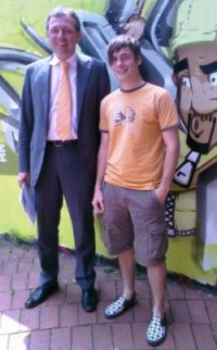 OB-Kandidat Peter Kurz mit Juso-Sprecher Paul Haas